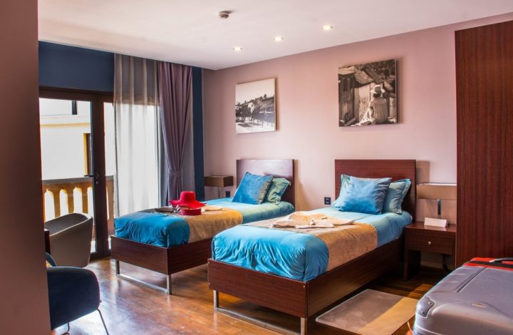 CONFORT – VUE SUR LE LAC